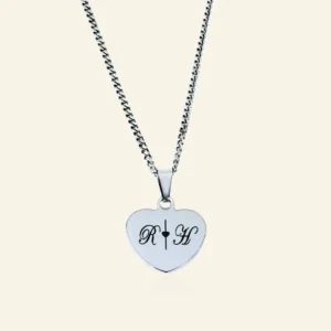 Bedel Initialen hartje graveren met ketting