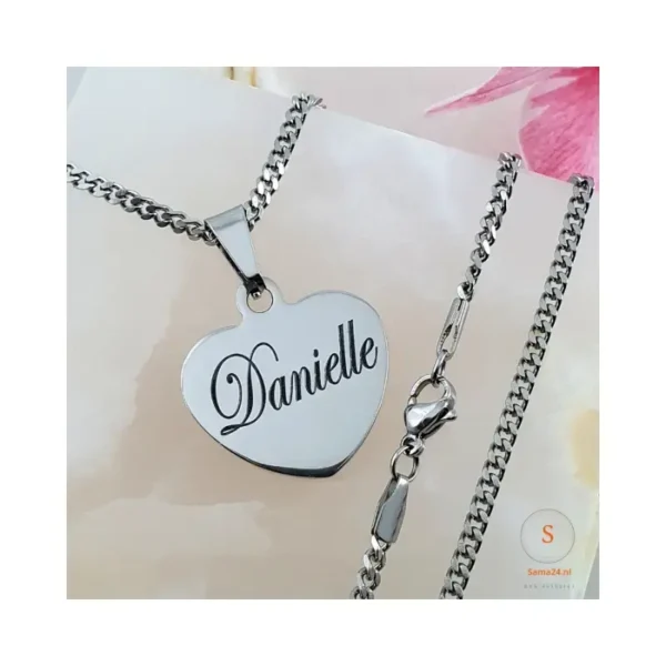 Bedel hartje naam gravure met ketting