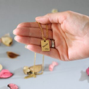 Ketting Vierkante Hanger met Naam graveren